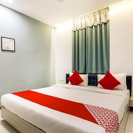 Hotel O Omkar Indaur Exteriér fotografie