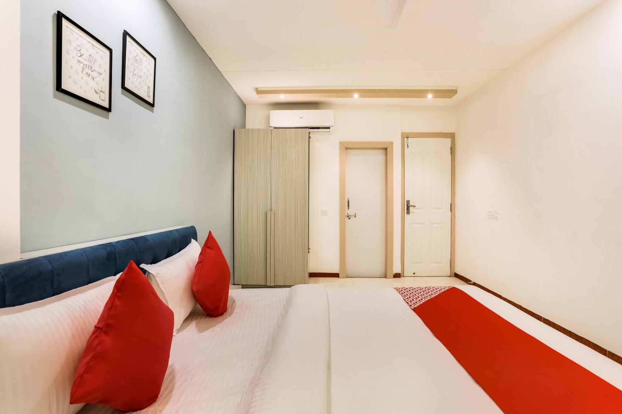 Hotel O Omkar Indaur Exteriér fotografie
