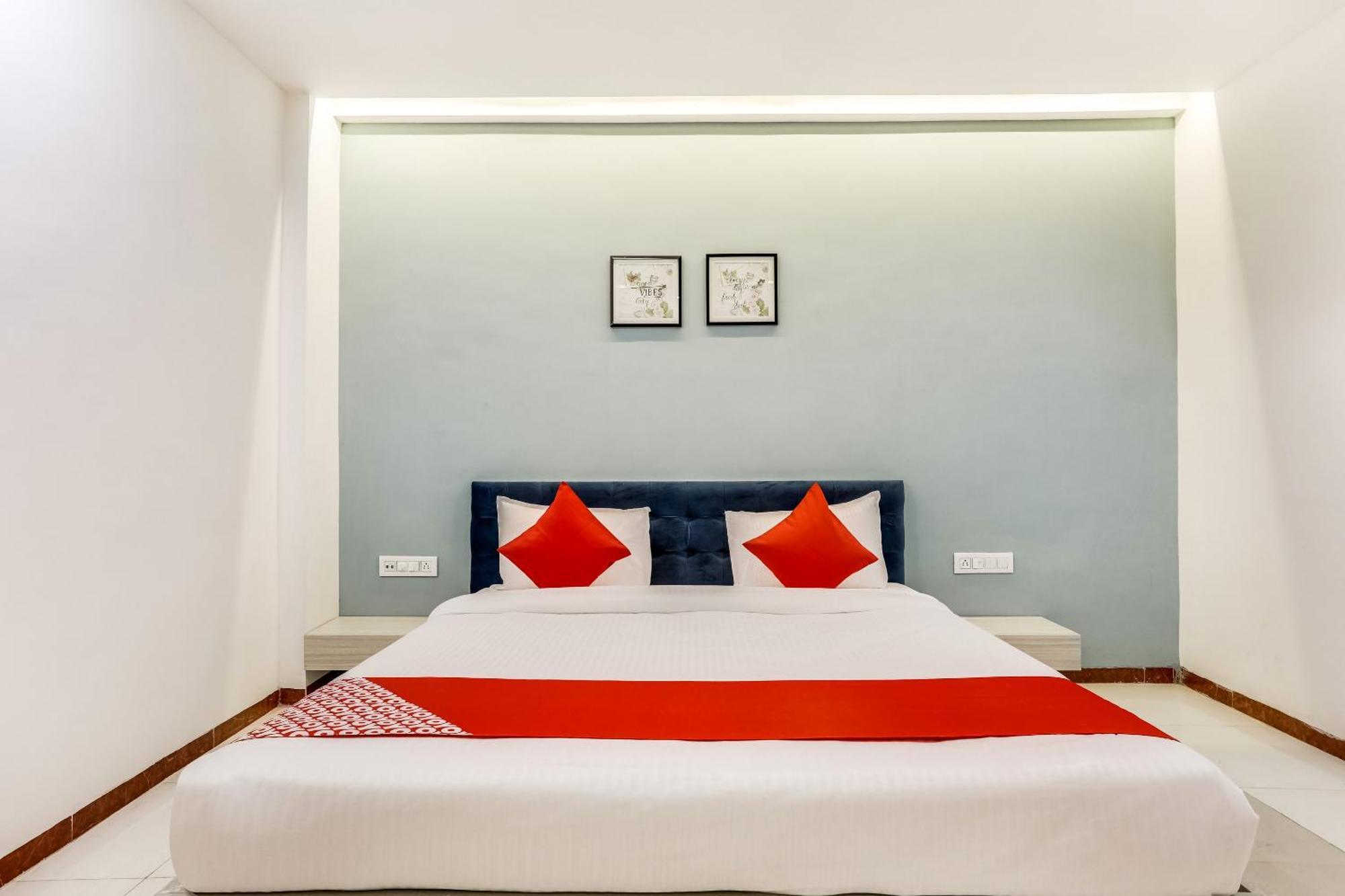 Hotel O Omkar Indaur Exteriér fotografie