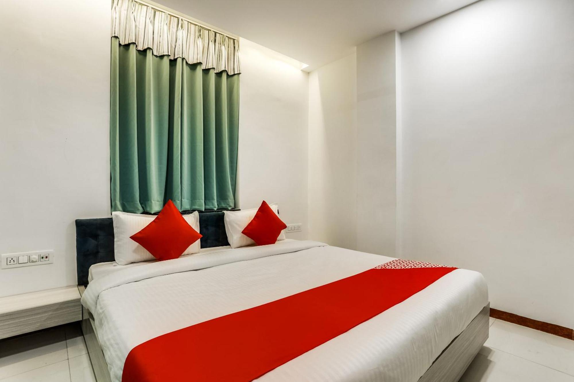 Hotel O Omkar Indaur Exteriér fotografie