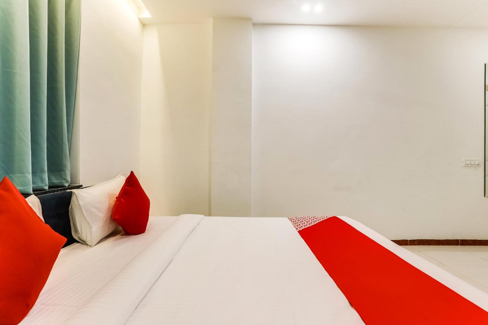 Hotel O Omkar Indaur Exteriér fotografie