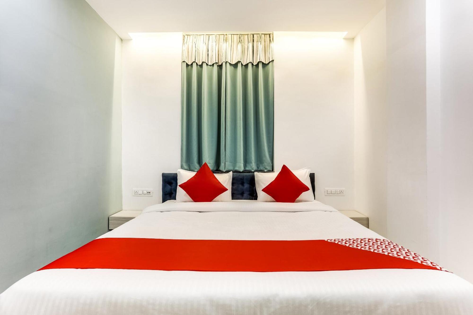 Hotel O Omkar Indaur Exteriér fotografie